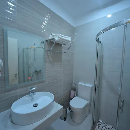 Elesio 4* Golem (Tirana)