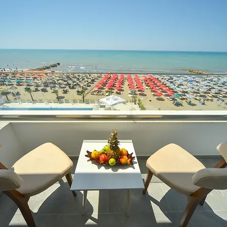 Elesio Hotel