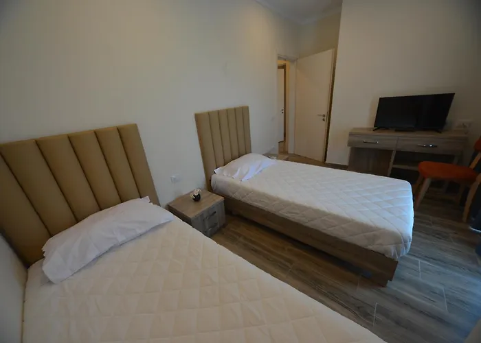 Elesio فندق 4*